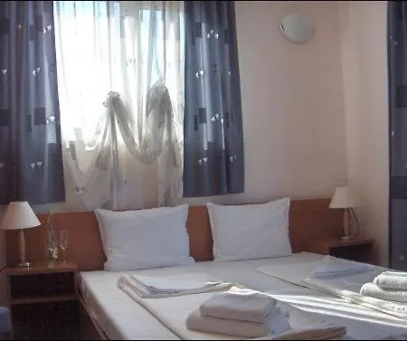 Sargas Хотел 2*